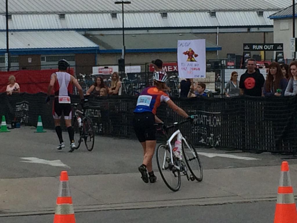 Linds287's tweet photo. A few blips in the bike but came out in the lead! Apparently headphones aren't allowed #oops #pulledover http://t.co/Rfo48k7Wt6
