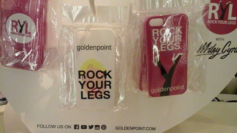 giorgiolizzy's tweet photo. Cover #Iphone #ryl presa da @goldenpoint_IT x la mia morosa 😜😜😜 troppo bella @ItalySmilersMC @StylishCyrus http://t.co/FtThOF891v