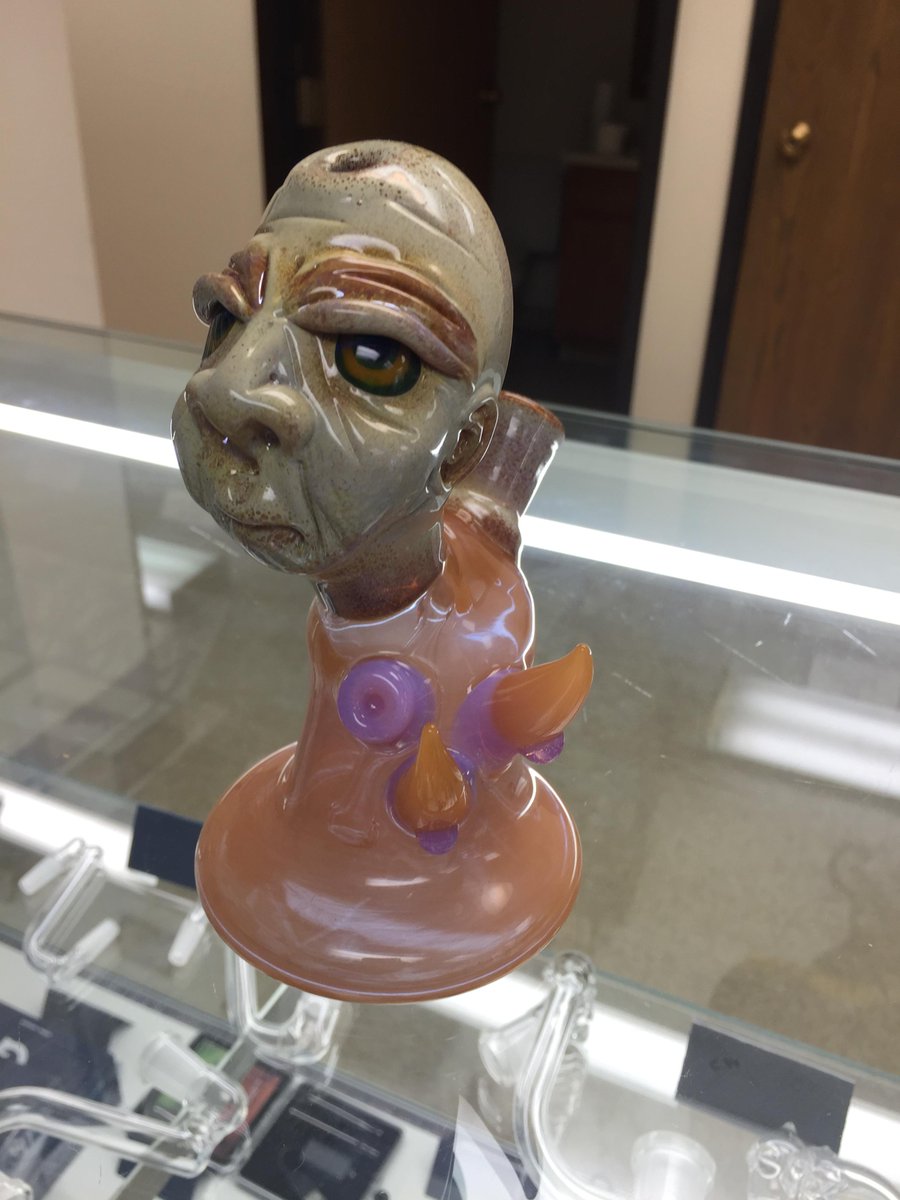glglassvape's tweet photo. Voorhees face mini tube #dabrig #headyglass #errlrig #dabs #glassart http://t.co/2ERyov9ScH