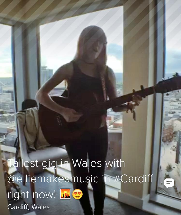 ILovesTheDiff's tweet photo. @ParrotScope @elliemakesmusic We're watching! http://t.co/vsVckXmtli