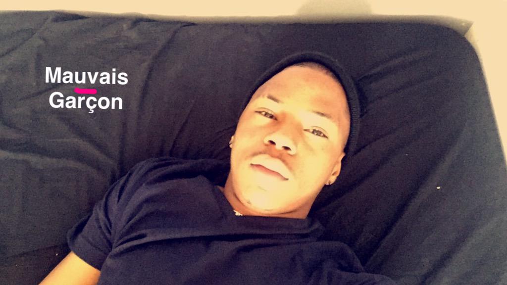 moctarpmf's tweet photo. I love snapchat for real 👉🏽 bvdboy http://t.co/1sCp3Y2GXT