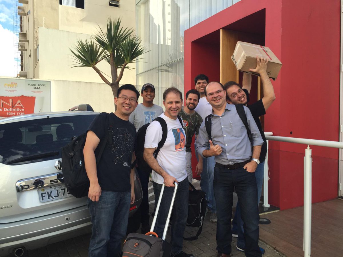 siruslan's tweet photo. The team has arrived to Java User Group in São Jose do Rio Preto.
#20JavaDays #Java20 http://t.co/tr3X6dglVB