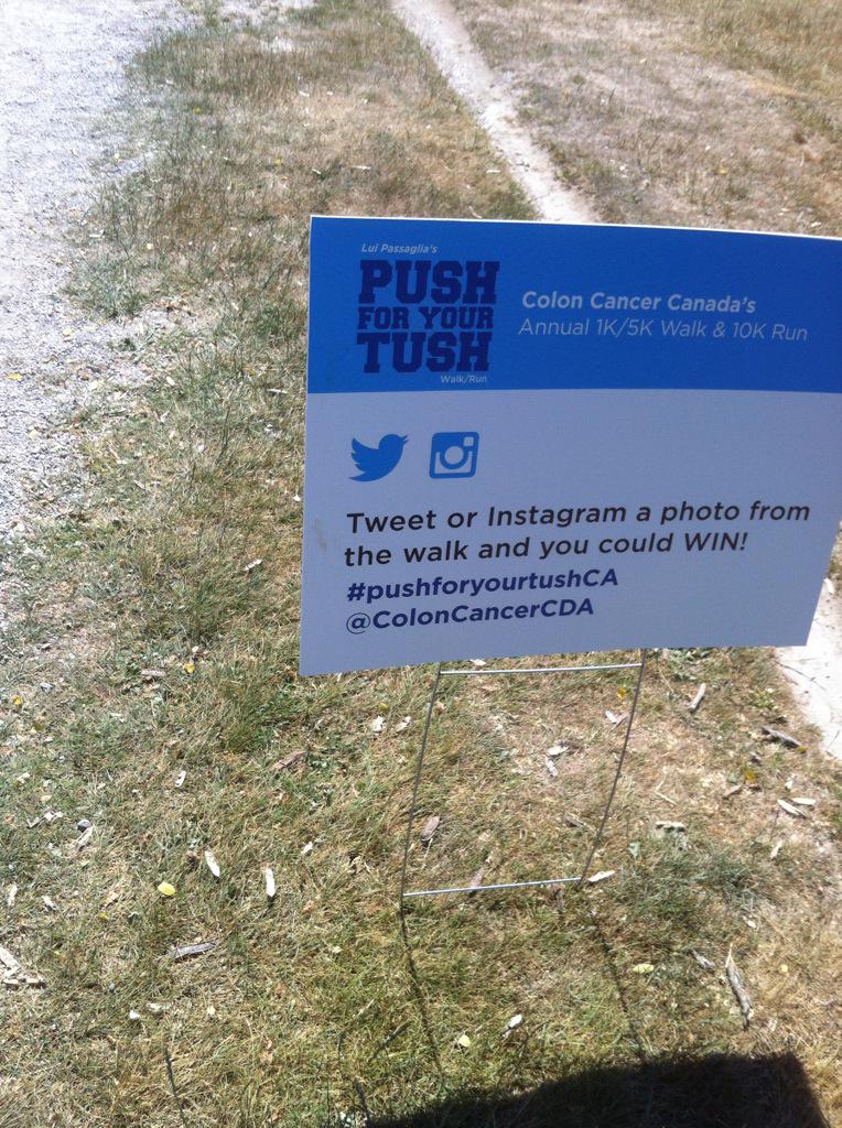 kazowhovian's tweet photo. @ColonCancerCDA #pushforyourtushCA me and my sister on the walk today! http://t.co/OkZ20LfDRR