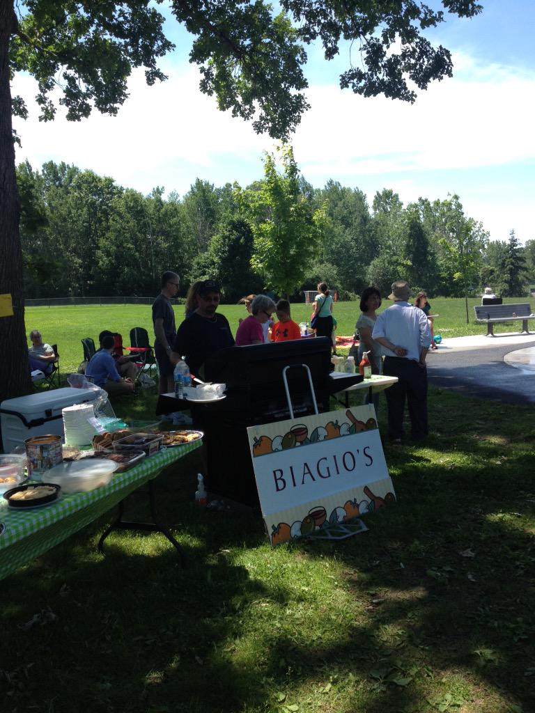 BiagiosOttawa's tweet photo. Great time sponsoring the @WhitehavenCA BBQ yesterday! $1500 was raised for the revitalization of WHS tennis courts! http://t.co/bfqUP0MLQO