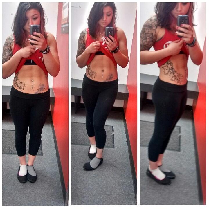 Court_Da_Dork's tweet photo. Haven't been on in a while so... #abs #bodybuilding #fitfam #liftlife #GYMRATS #cuttingseason #womenthatlift http://t.co/ZGT9ChIemB