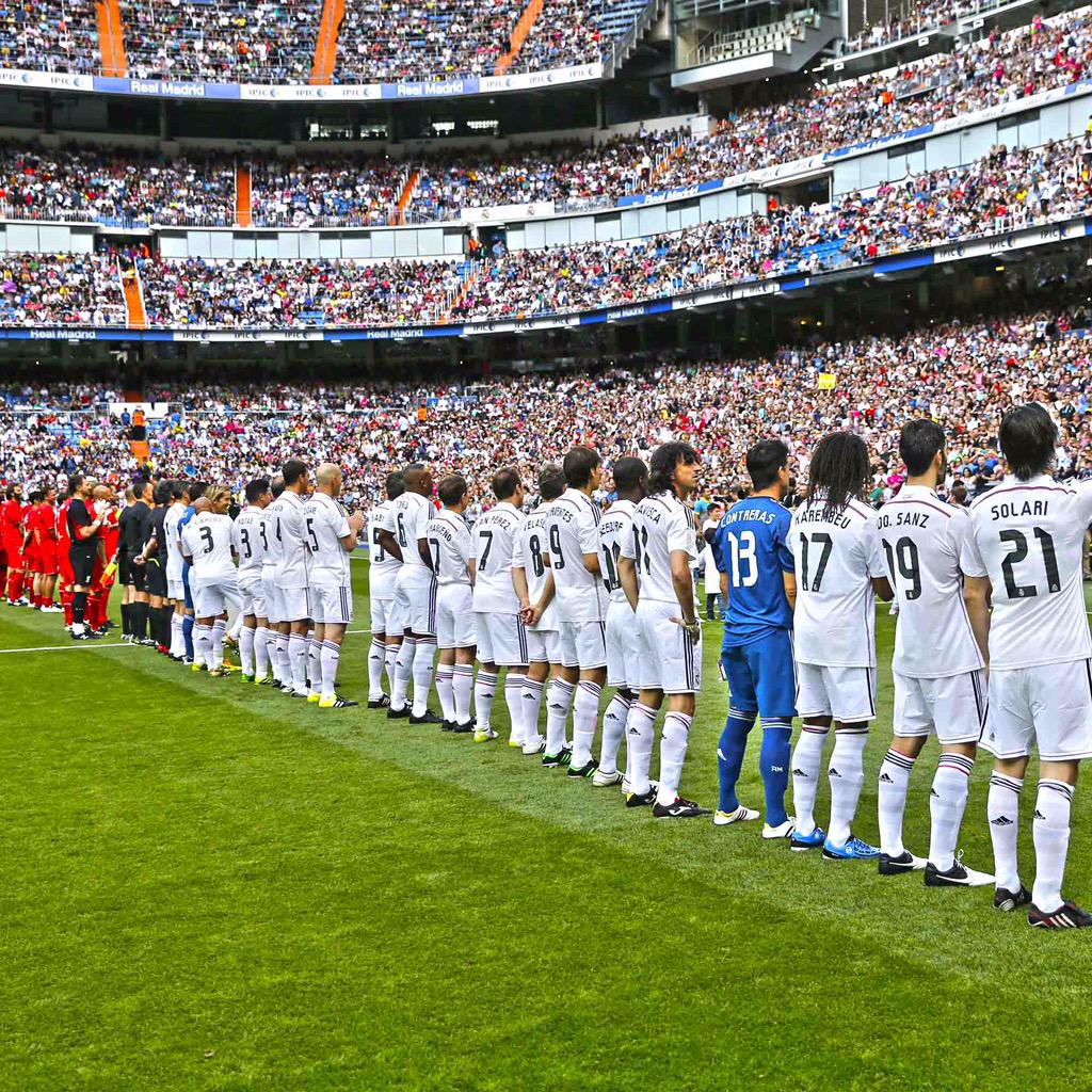 realmadrid's tweet photo. Gracias a la @Fun_Realmadrid por organizar esta ya tradicional fiesta solidaria #CCM2015 http://t.co/w2PelYzRtL