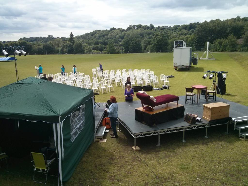 TP_Works's tweet image. Provided kit to an outdoor Opera in Bristol today with @Tessitoura as well as gigging with @martyn_joseph #stoprain