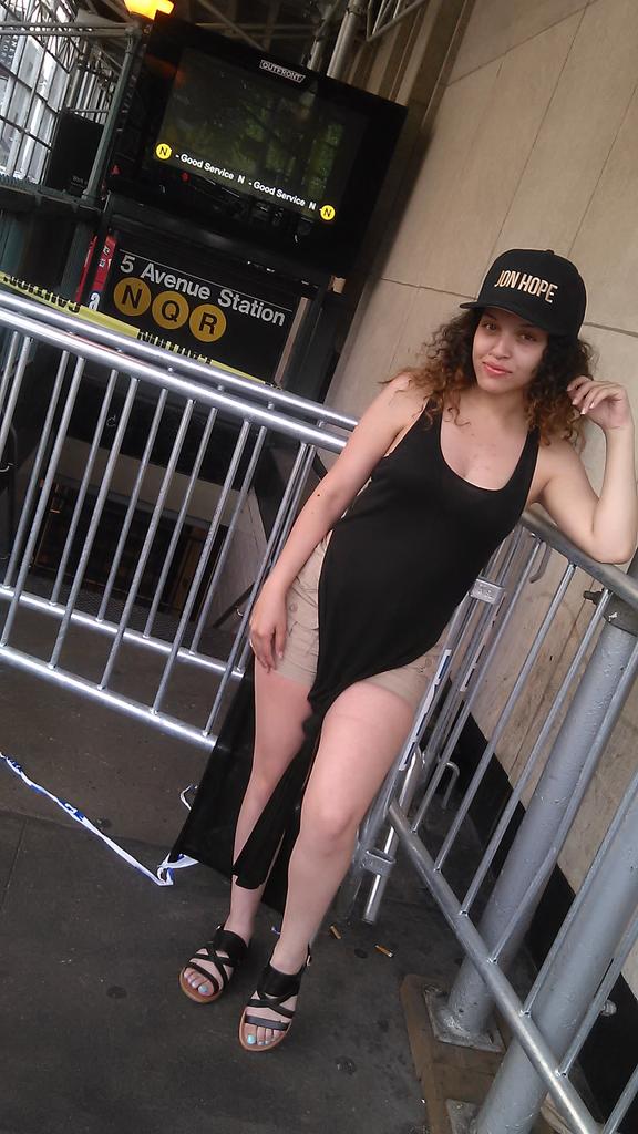 TruNloyal's tweet photo. Put her onto http://t.co/41AXb9rtv0 #PRFestival #JonHope #puertoricandayparade http://t.co/UWc34BMAMA