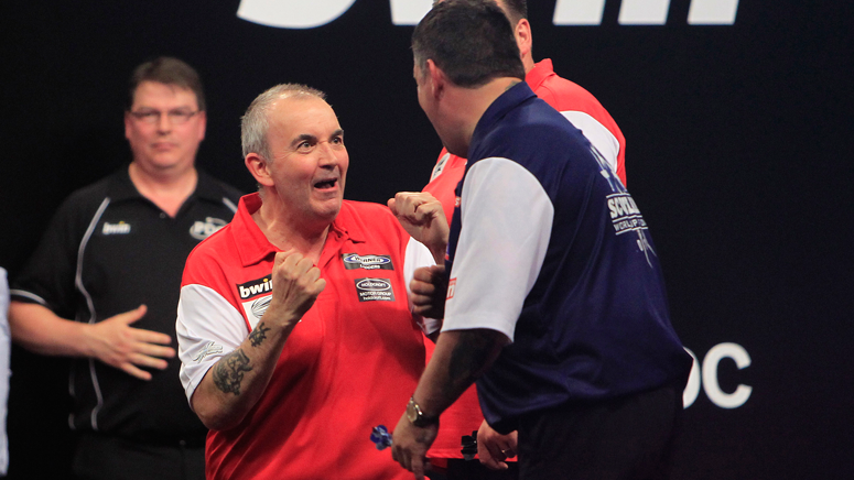 OfficialPDC's tweet photo. GALLERY: A selection of snaps so far from this brilliant #bwinWCOD final between England and Scotland in Frankfurt! http://t.co/YDRmeaGYa3