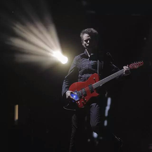 MuseEcuador's tweet photo. 1. Imágenes de la presentación de Muse en Orange Warsaw Festival! #MuseDrones http://t.co/GZ0TAIqwgy