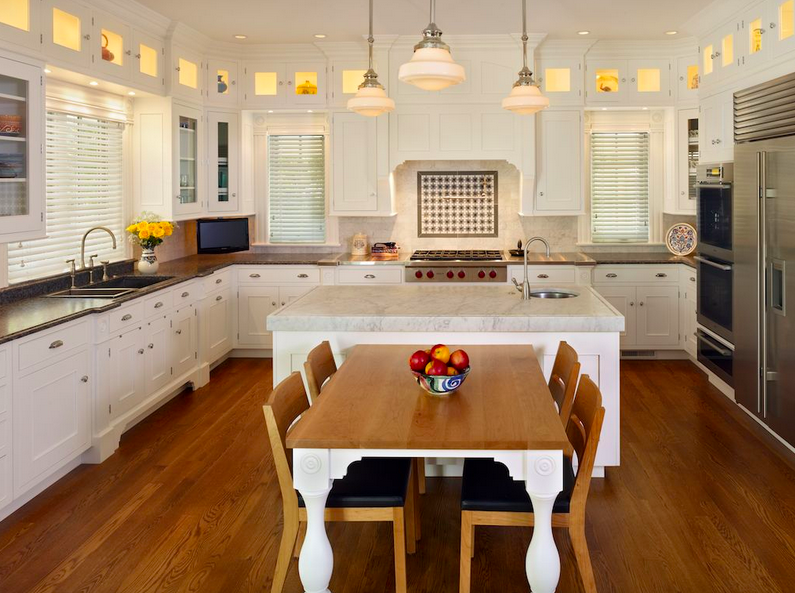 luxemagazine's tweet photo. This elegant Victorian kitchen was designed by Denver-based @EkmanDesign: http://t.co/q1x9NbZ9n5 http://t.co/OKOGUEkyii
