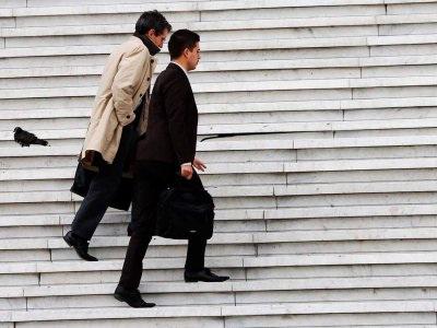 VGrek's tweet image. 10 behaviors that can influence your career

 businessinsider.com/10-behaviors-t…