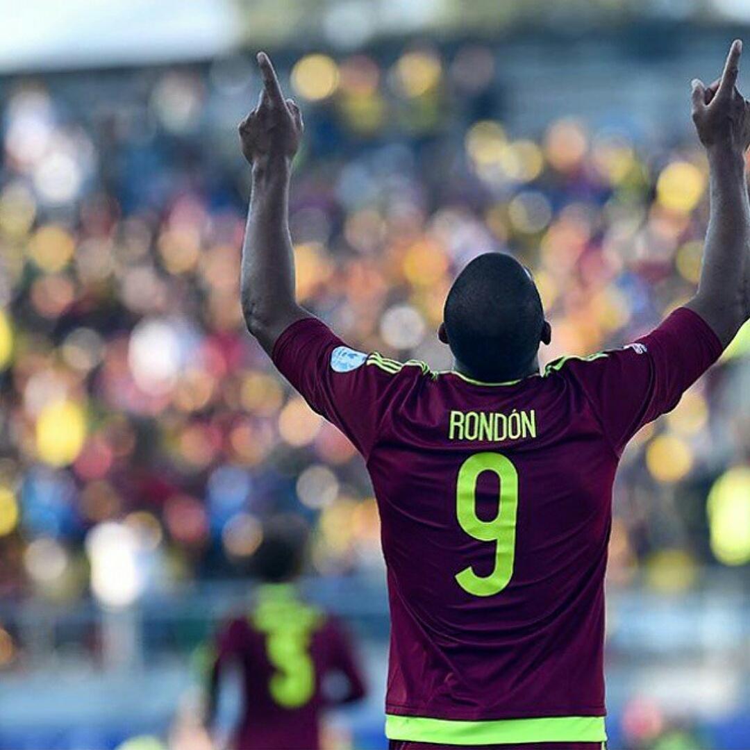 MaxCordaro's tweet image. Si este crack la sigue rompiendo en la Copa, un club élite tocará su puerta...