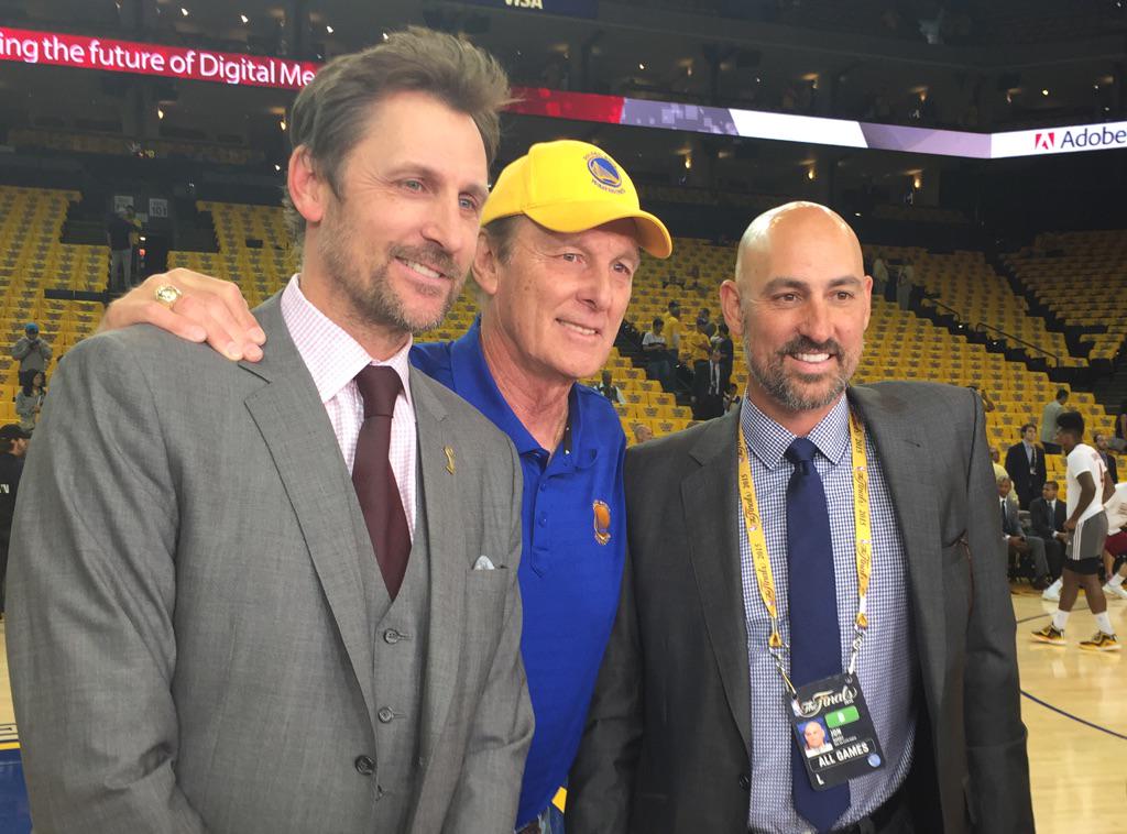 Rick Barry et ses deux fils Jon et Brent, lors des finales NBA 2015