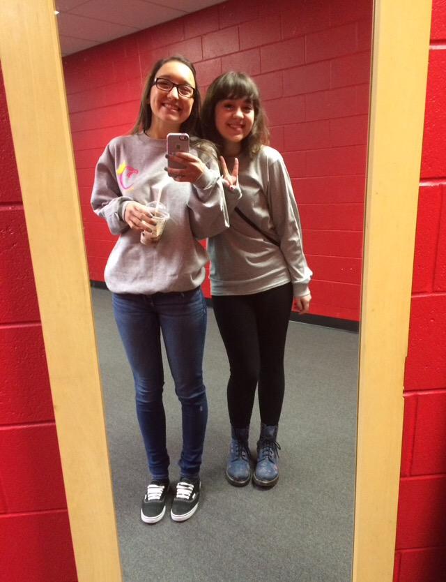 Happy Birthday Hannalicious   Glad you\re living the dream in Taiwan we\ll get Kolaches when you get back ily   