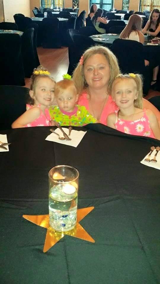 16NPSeason5's tweet photo. The girls and grandma at Ali &amp; Aleeah's cheer banquet! http://t.co/PKdk1rctPH
