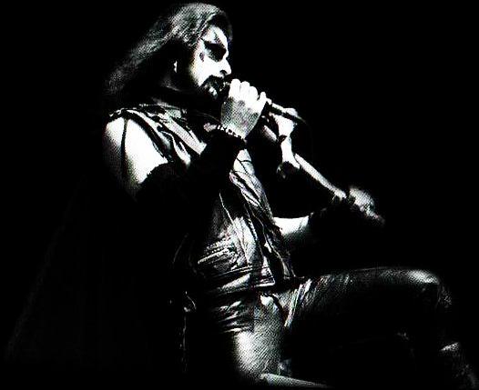 HEY HAPPY BIRTHDAY to KING DIAMOND \\m/ 