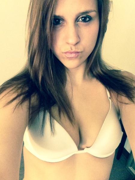 NaughtyBabesExp's tweet photo. Watch her http://t.co/kTX3wAttSc @loves_selfpics @HotSexySelfpics @PhoneGirlsPics @selfpic_wanker @SelfShot_Pics http://t.co/akfZmxMPDW