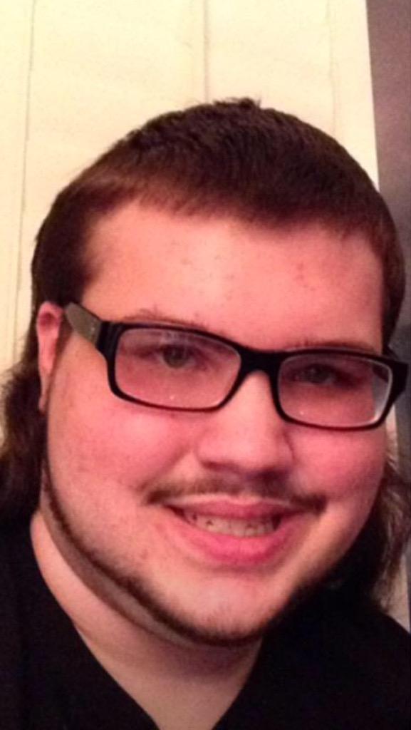 BigDaddyUlass's tweet photo. @JimDaHobbit is this you? http://t.co/KNpCoP4J9Q