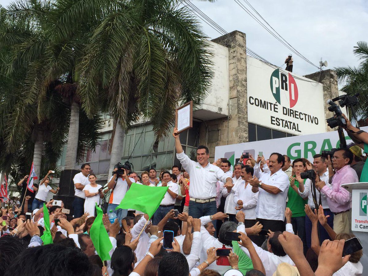 alitomorenoc's tweet photo. 📢A todos les digo que van a tener un espacio,van a trabajar conmigo y demostrar que este proyecto se llama Campeche. http://t.co/WR0VOLwYAx