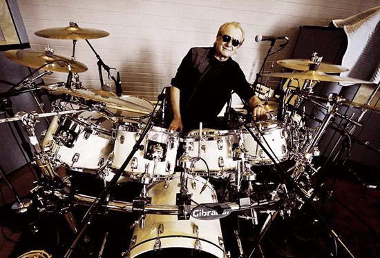 Happy Birthday to drummer, Alan White! 