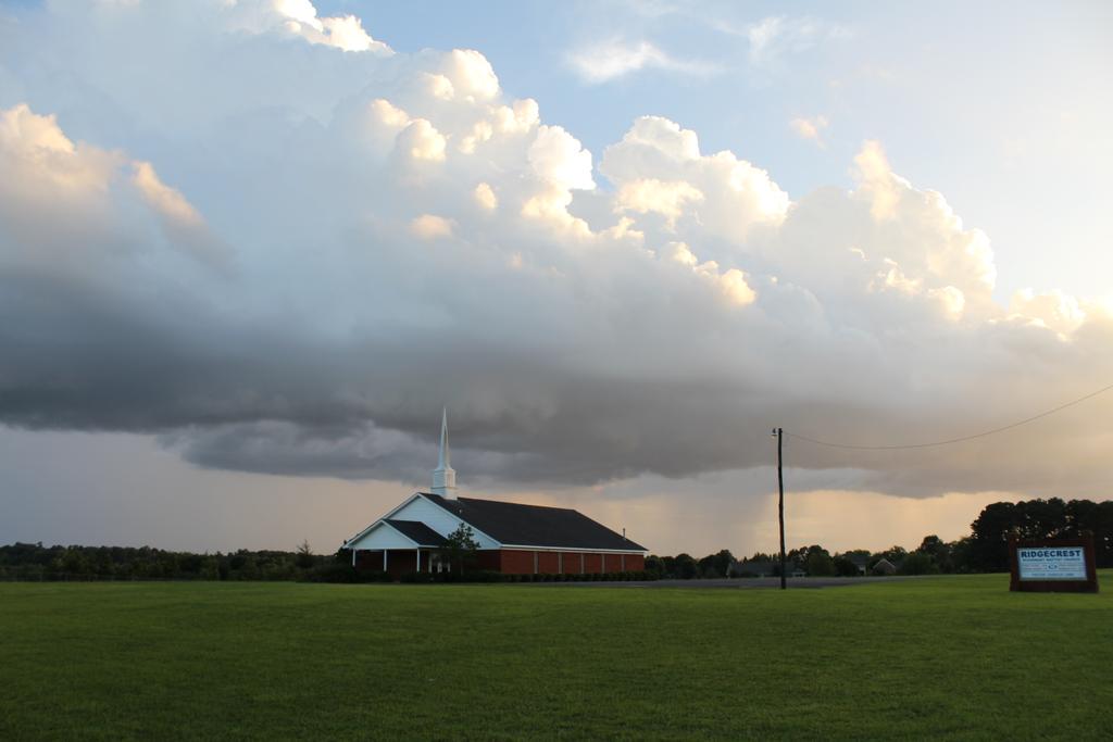 Booneville MS
<a href="/NMSCAS/">North MS Storm Chasers 🌪🇺🇸</a> @WTVAmatt <a href="/mswxmedia/">MS WX Media</a>