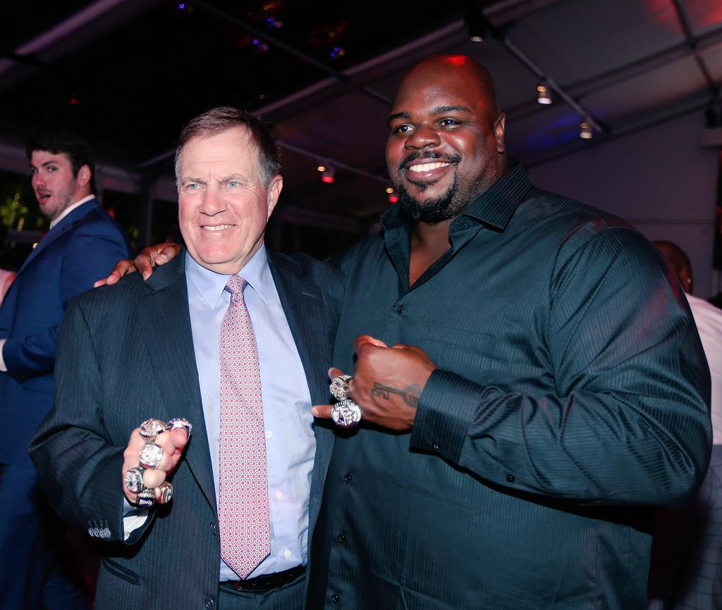 Big Vince &amp; Coach Belichick showing of the bling. #OnToTheRings
