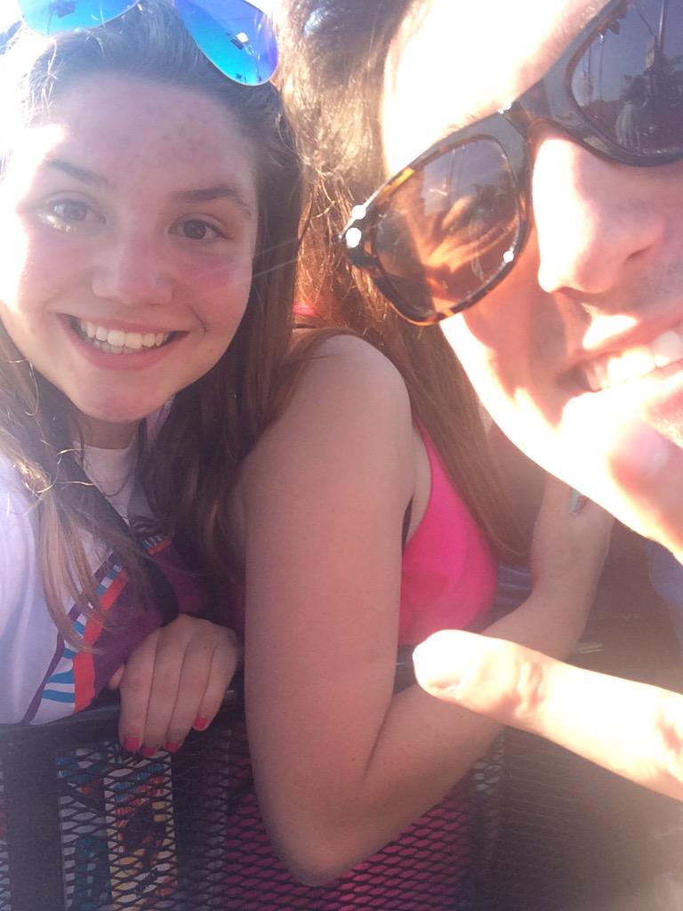 beatmeupricky's tweet image. #sdkfollowparty 
I MET 3/7!😊💘
2/7 FOLLOW❤️