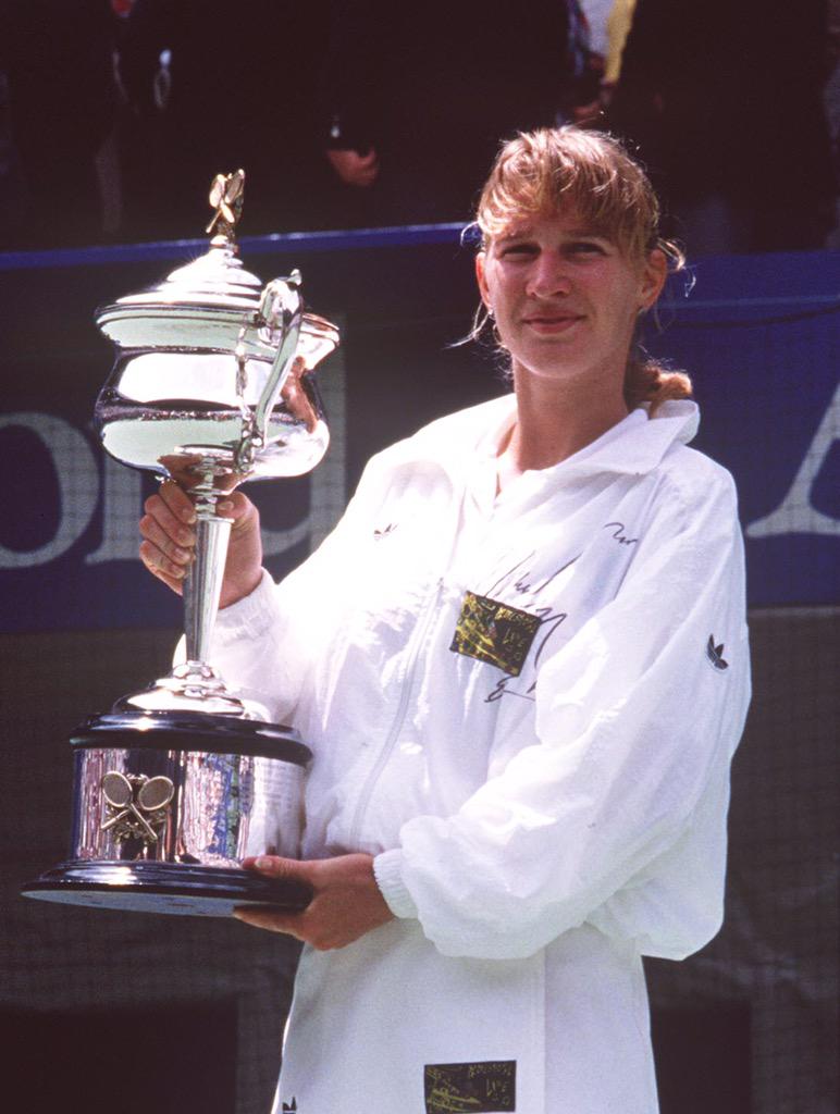 Happy birthday to four-time champion Steffi Graf, pictured here with Daphne in 1991. 