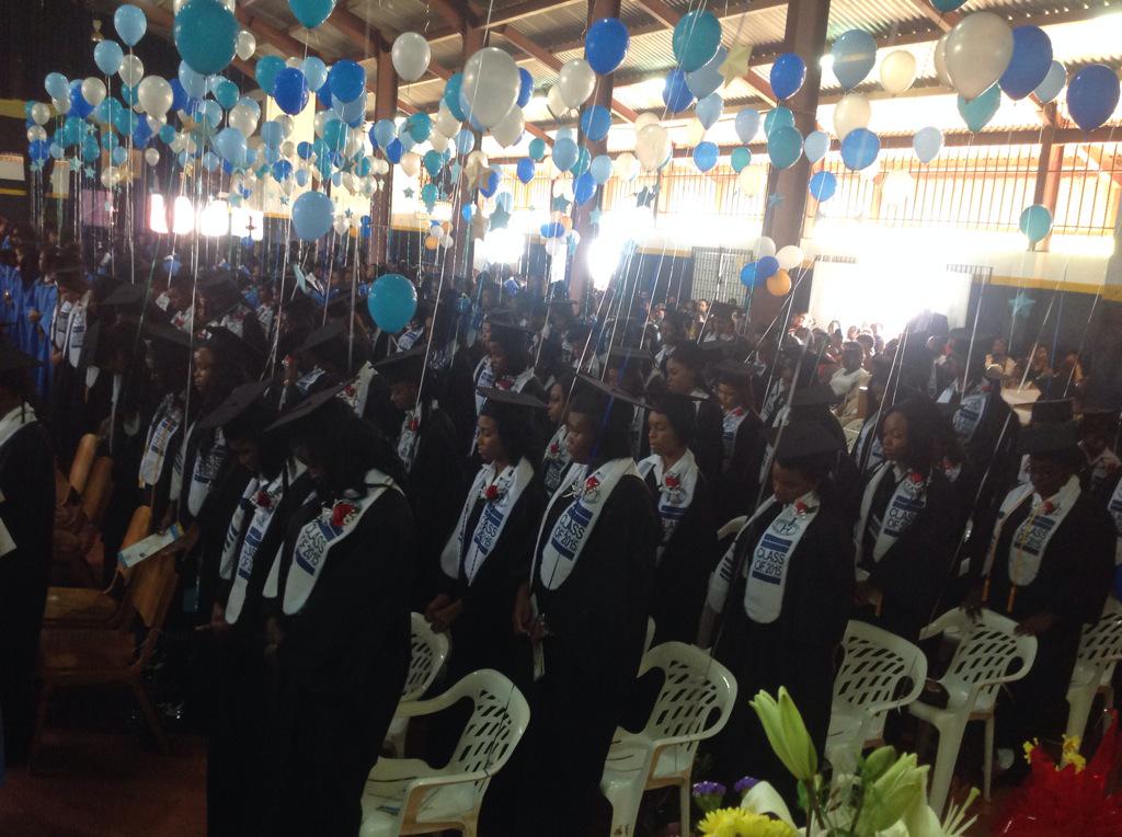 MunroCollege's tweet photo. Congrats to all the young ladies in the graduating class of 2015 @hogaalumni @floydgreenja @EarlMoxam @daddyfervet http://t.co/5L9wmcuxca