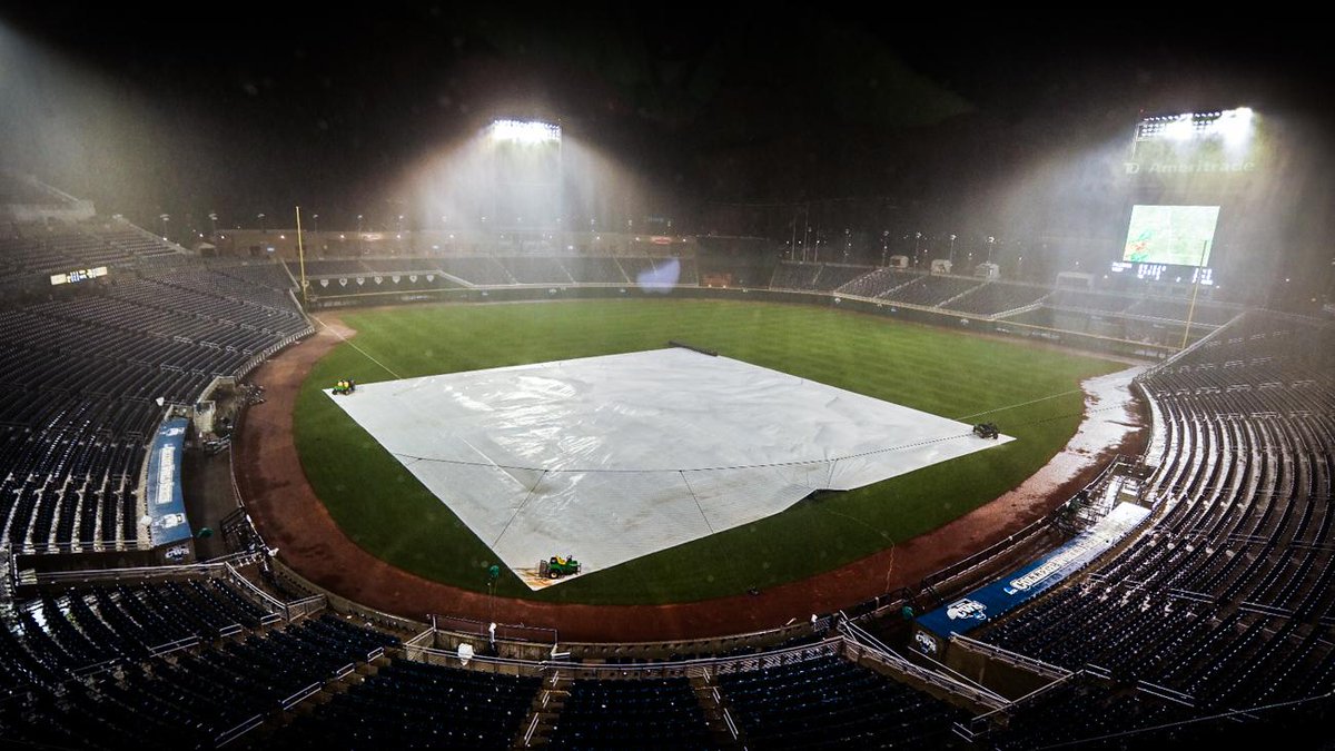 NCAABaseball's tweet image. Current situation in Omaha…
#Rain #LotsOfRain #CWS