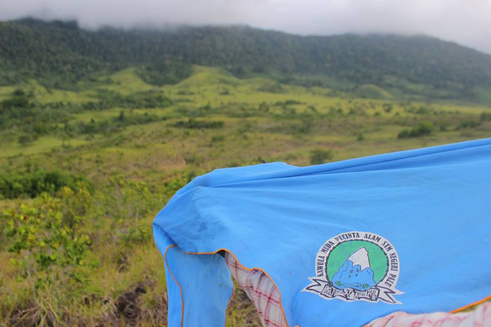 min si biru <a href="/kampast/">Sispala SMKN 3 Palu</a> di Luwuk #ExpoloreLuwuk