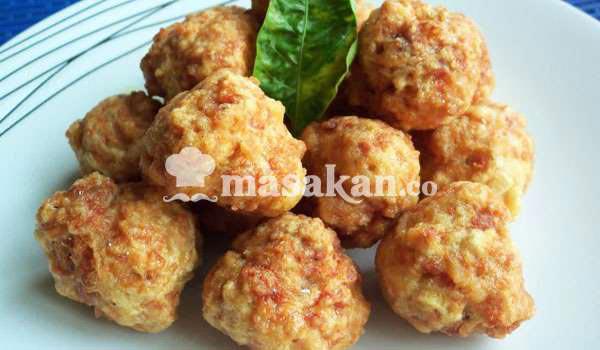 MenuMasak's tweet image. Resep Bakso Goreng #resep #masakan #makanan -  resep.masakan.co/resep-bakso-go…