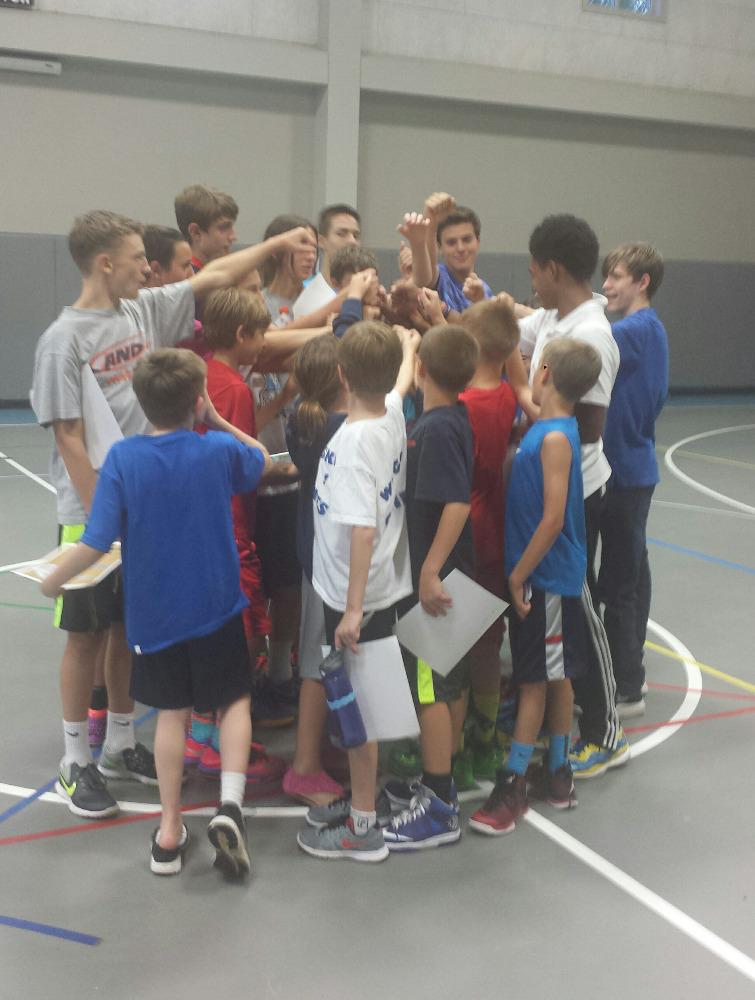 Hammond3Penny's tweet photo. Campers and counselors huddled together for the last chant @FLAMESBBALLCAMP http://t.co/9Oea5WW6TU