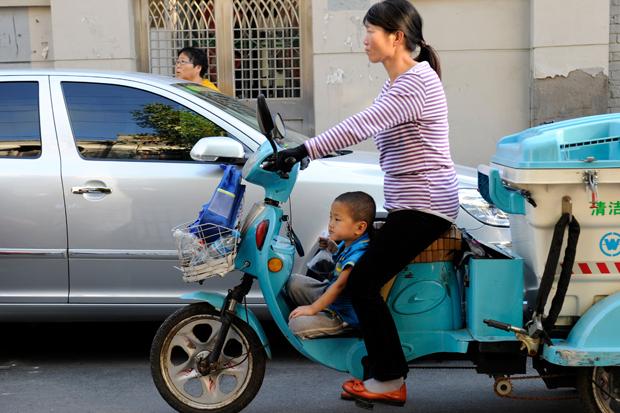 CultureHouse's tweet photo. The long shadow over China’s only children http://t.co/ewITDiZNge http://t.co/4IuYyig2w2