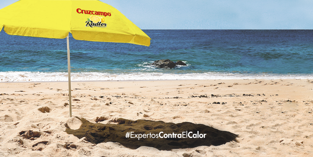 Cruzcampo's tweet photo. Haz RT, refresca tu perfil y gana tu sombrilla Cruzcampo Radler #ExpertosContraElCalor http://t.co/ZVo0XNAjrf