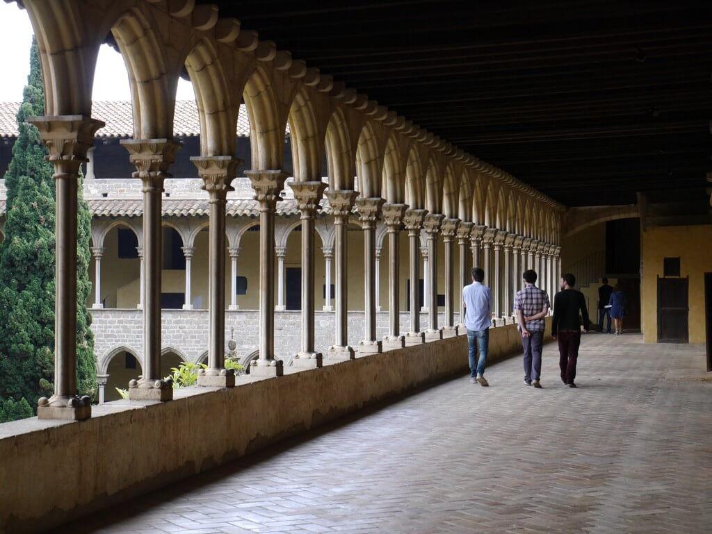 LovedBarcelona's tweet photo. 5 less popular tips for Barcelona visitors #travel http://t.co/WdOTXpyg48 @ai_followus http://t.co/M5MYNmLsA5