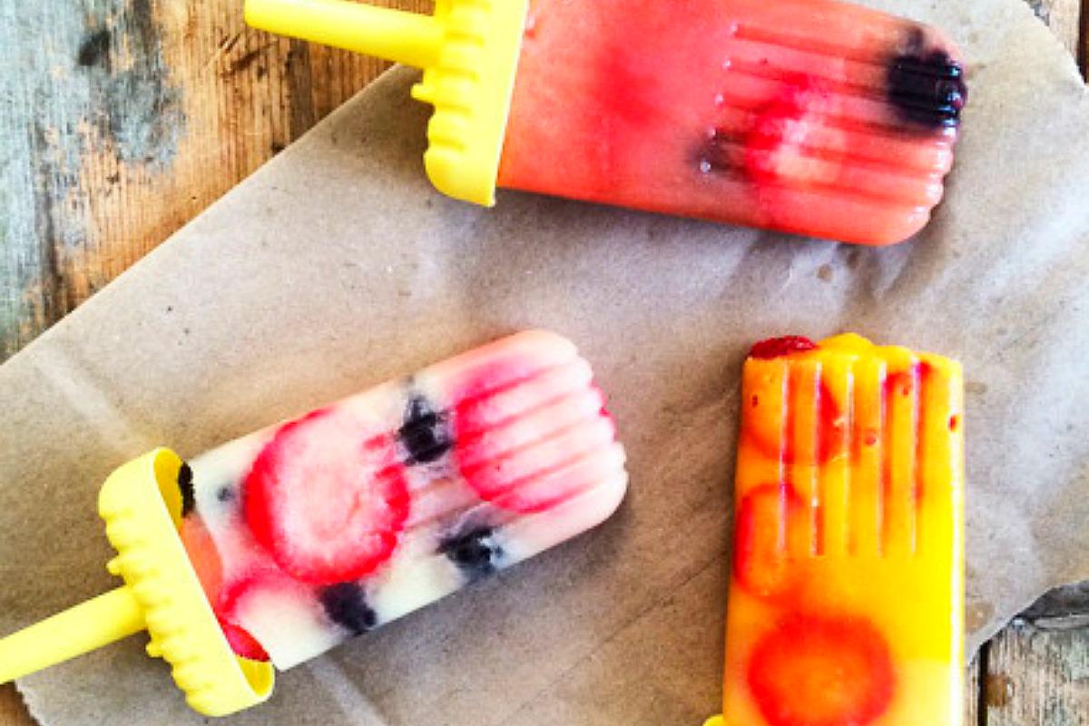 OneGreenPlanet's tweet image. Perfect for summer! Fresh Fruit Lemonade Pops. onegreenplanet.org/vegan-recipe/f… by @TheFriendlyFig #vegan