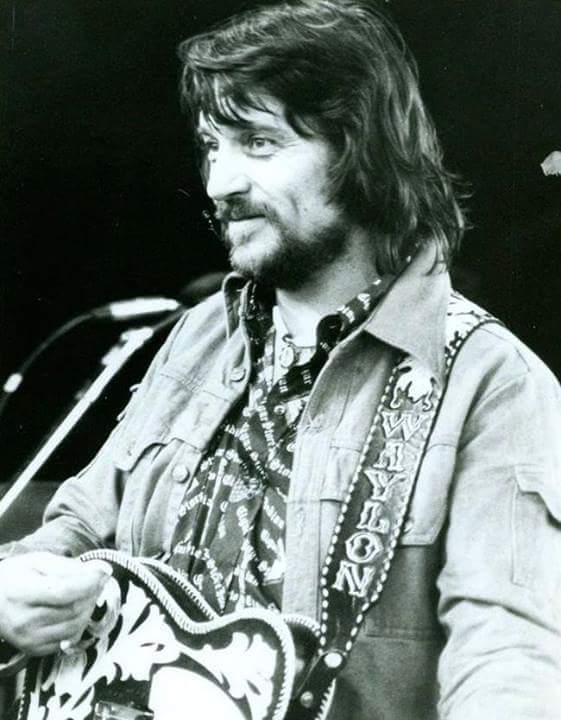  Happy Birthday Waylon Jennings! June 15, 1937 February 13, 2002 