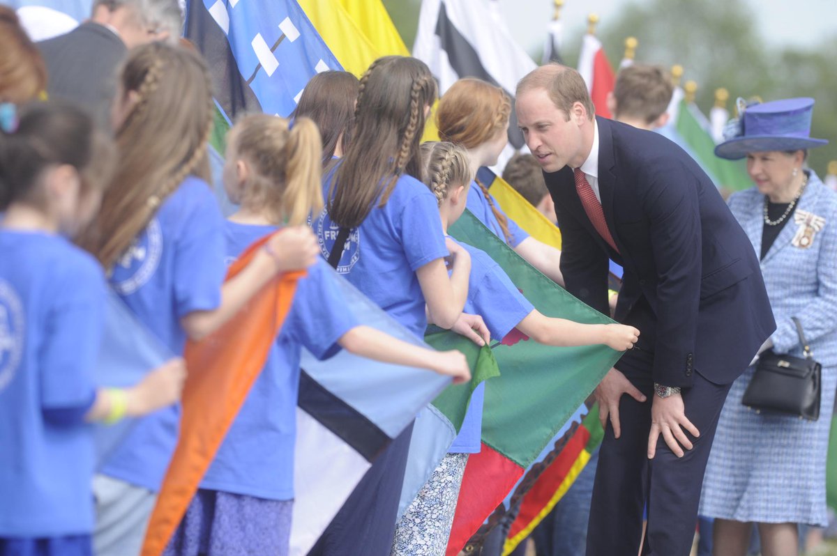 UKParliament's tweet image. Queen leads celebrations today at #Runnymede where 800 years ago King John sealed the #MagnaCarta