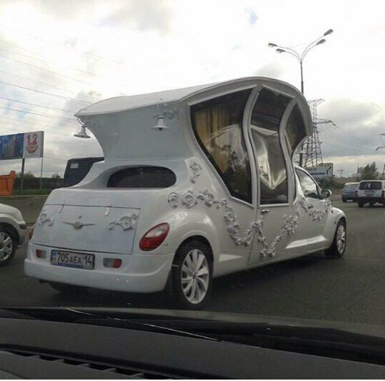 madainews's tweet photo. A #cenerentola facciamo un baffo! #Carrozza 2.0 #magicabula #madai http://t.co/y2ijrwV0gC