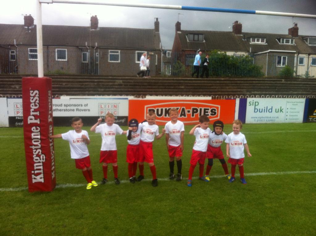 mchap84's tweet photo. @YorkLokos u7s can't wait to be mascots @CTRLFC vs @Saints1890 Thurs live on @SkySportsRL a shoutout would be superb? http://t.co/lFULcwauvl