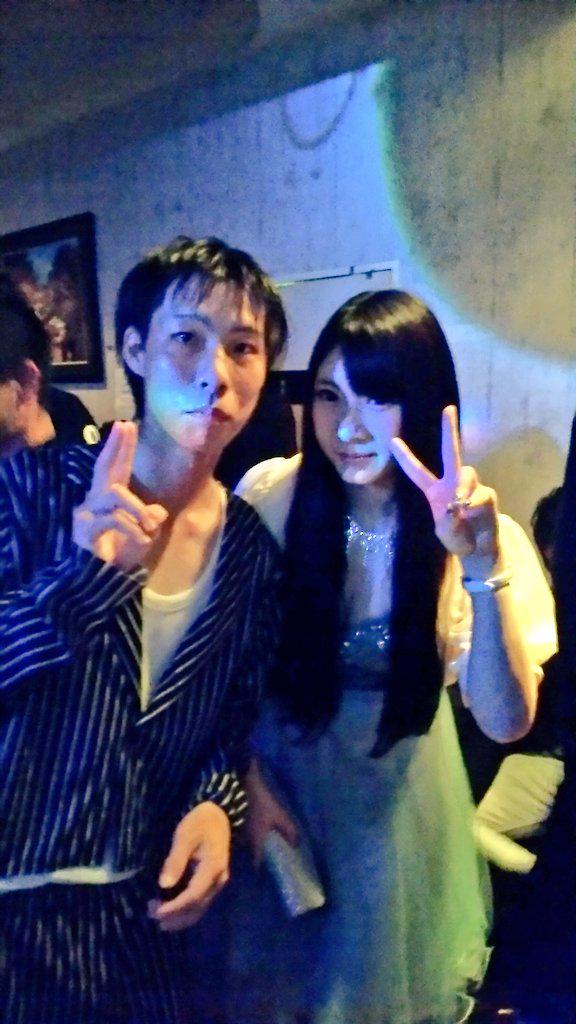 REfreak_RX7's tweet photo. #DJ NATSUMI #DJ NANA #AWEAK 
初めてなっちゅんと写真撮ってもらったー ちょっと話したけど優しかった(*´罒`*)  てか、いとことも写真やっと撮れたし久々話せてよかったヾ(｡・ω・｡)ﾉﾞ http://t.co/Q7PMtut9Hm