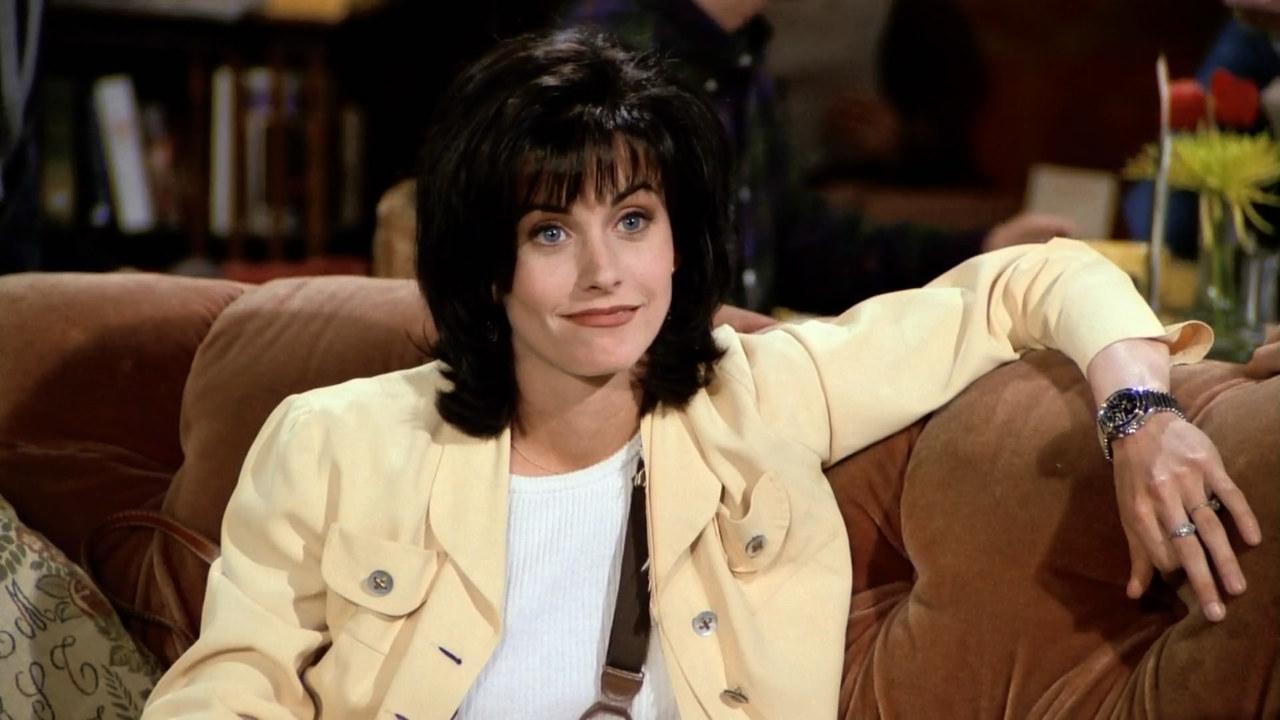 Happy birthday Courteney Cox! Who is your favourite Friends character?  