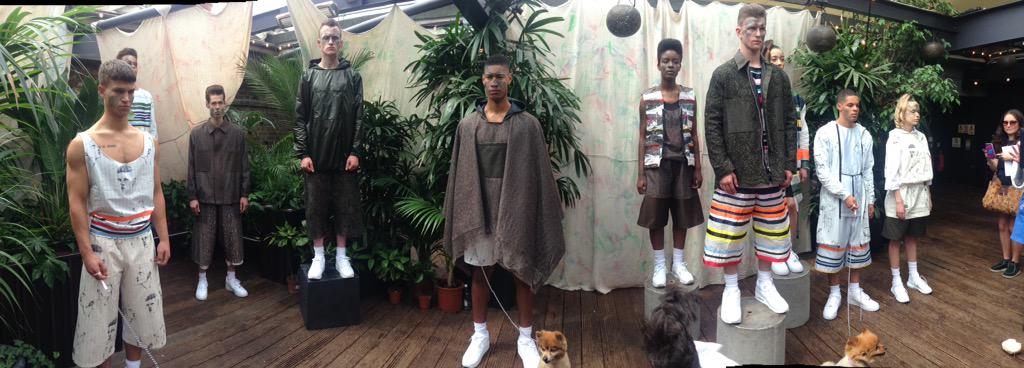 We love the #JosephTurvey collection but can't take our eyes off the dogs!!! So cute!!! Love love love!!