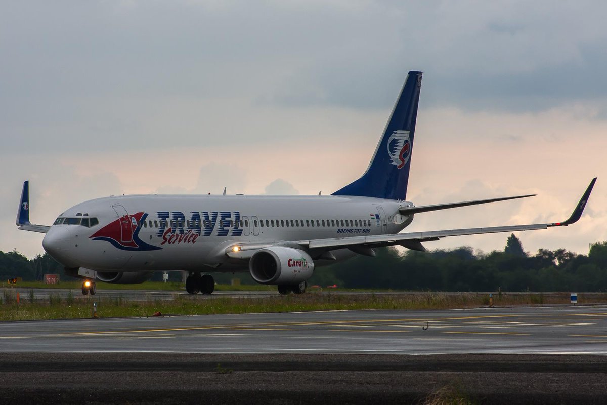 rtxo64's tweet photo. #Boeing #b738 #Travel #HALKG décollage @aeroportbiq #LFBZ #avgeek @Alex_irc http://t.co/hq6yELWOzF