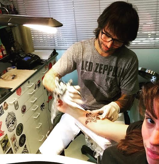 rosarioortegaOK's tweet image. Gracias al genio de Fer @Facetattoo por dejarme impreso parte de mi nombre!  #whaaaa