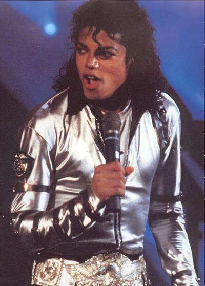 lovemickeyj58's tweet photo. MJ❤️❤️😘🎶🎶🎶🎆🌹 http://t.co/X4eQqcSuy0