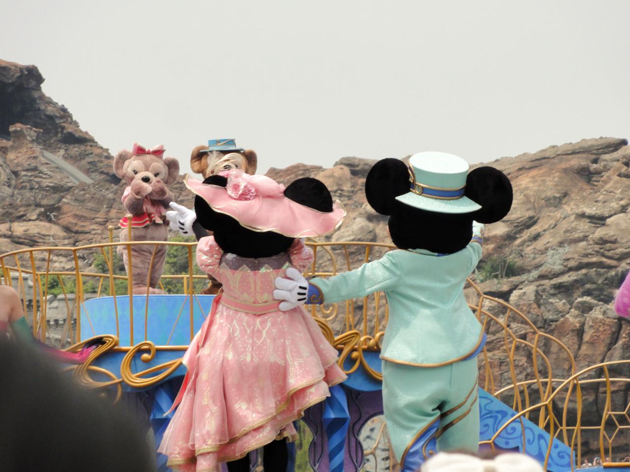 舞浜新聞 この一枚はミッキー ミニーとダッフィー シェリーメイの関係を そのまま表していると思う 2人の後ろ姿が なんとも言えない Tdr Disney Http T Co Axzxj5xt68 Twitter 舞浜新聞 この一枚はミッキー ミニーとダッフィー シェリーメイの関係を そのまま表していると思う 2人の後ろ姿が なんとも言えない Tdr Disney Http T Co Axzxj5xt68 Twitter