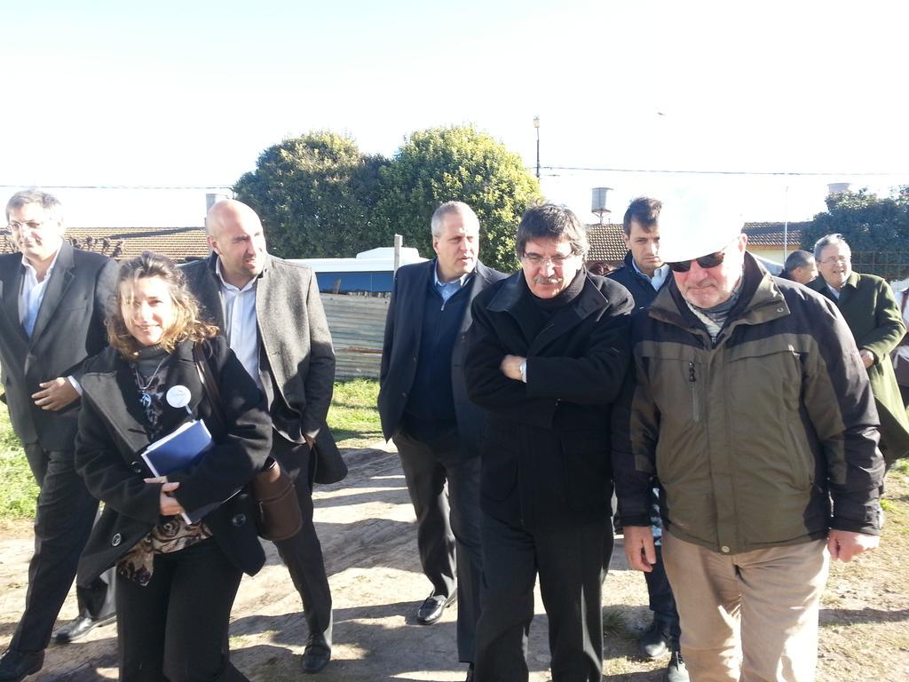 CesarValicenti's tweet photo. La ESB16 tendrá 986mts cubiertos, seis aulas que albergarán a 230 chicos para que puedan estudiar cc @AlbertoSileoni http://t.co/owDn8GJhjC